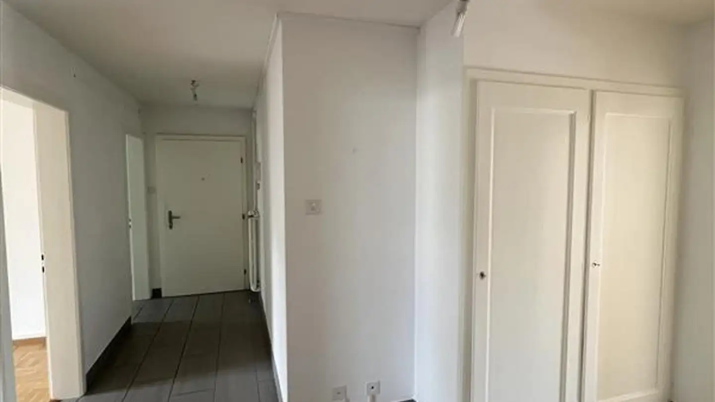 Apartment for rent - Rue Du Mont-D'or, 1400 Yverdon-les-Bains - Photo 2