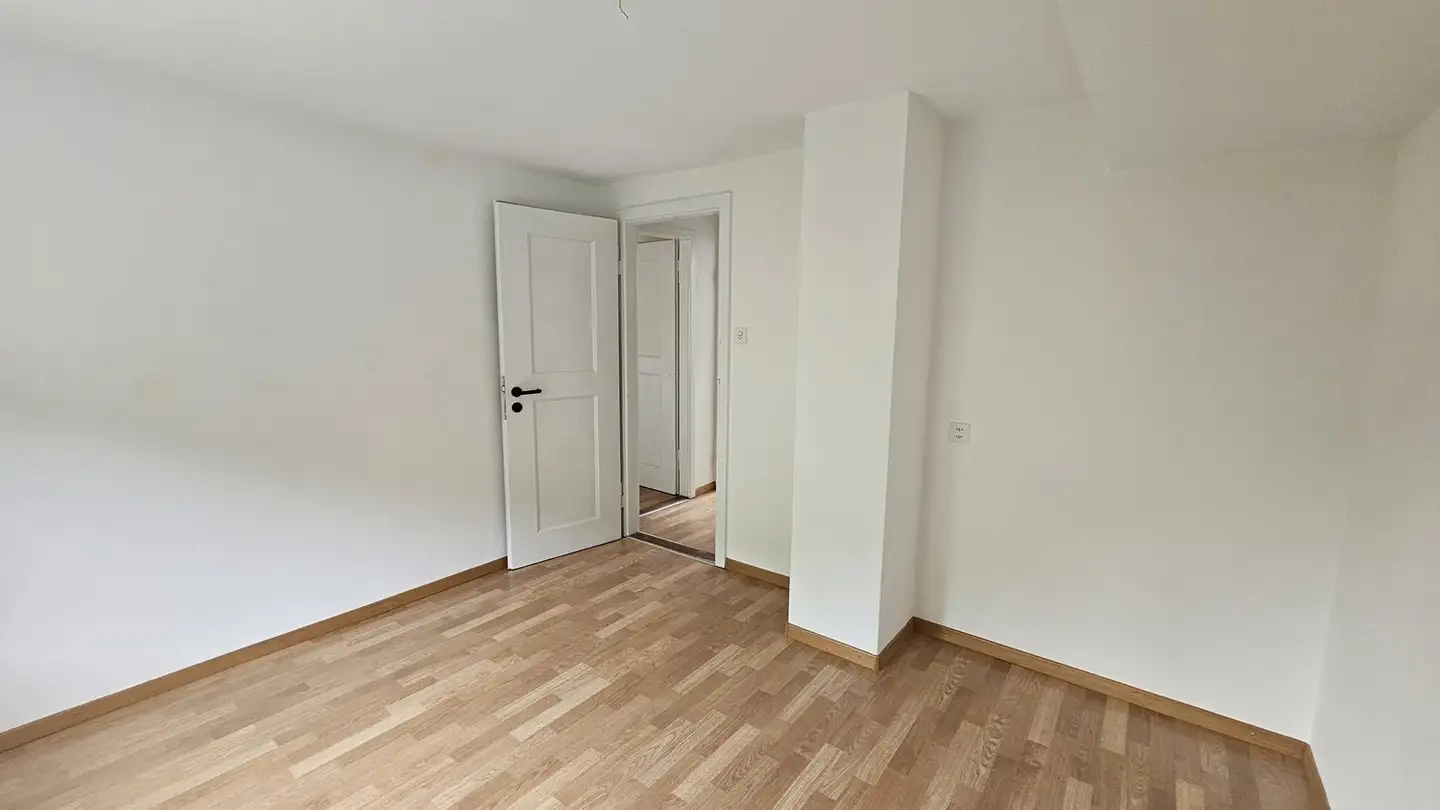 Attique à louer - Schanzstrasse 32, 4437 Waldenburg - Photo 2