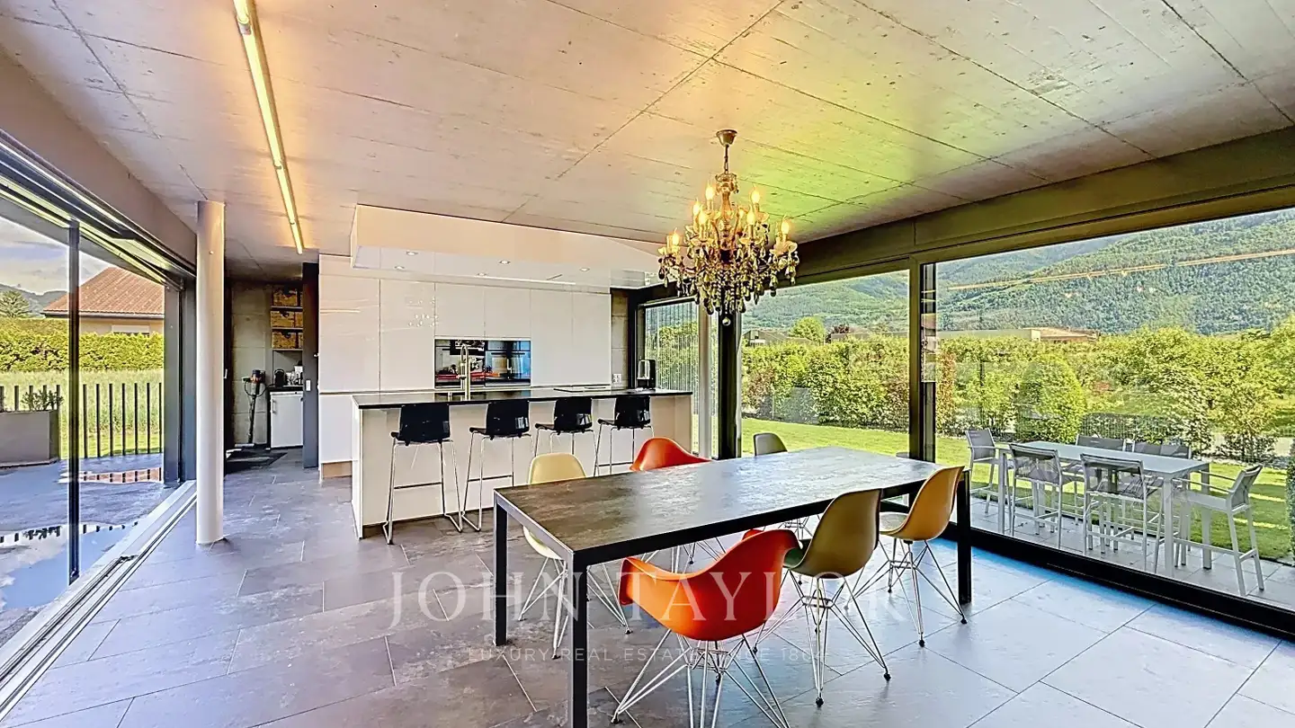 Villa for sale - 1963 Vétroz