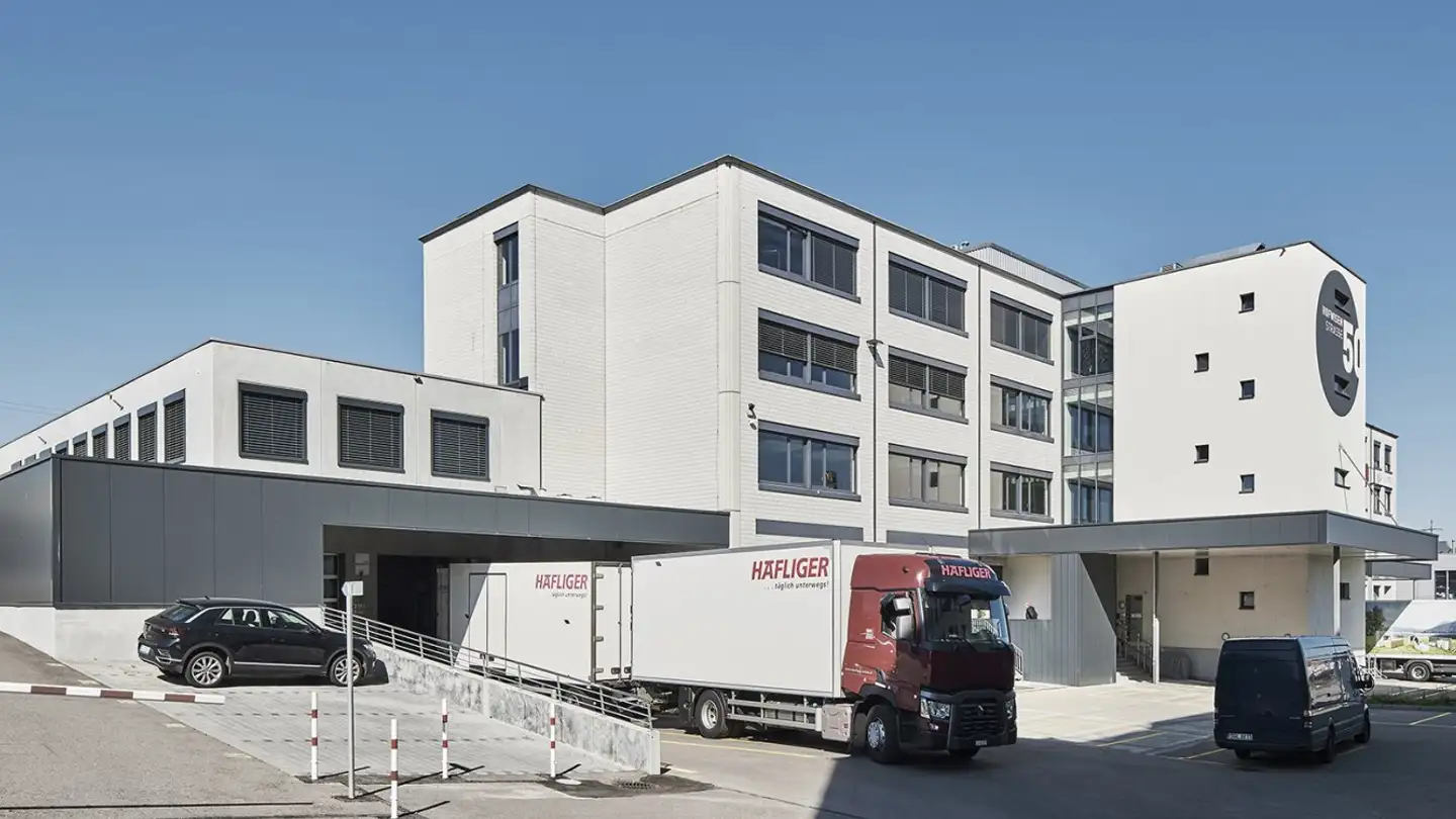 Office space for rent - Hofwisenstrasse 50a, 8153 Rümlang - Photo 2