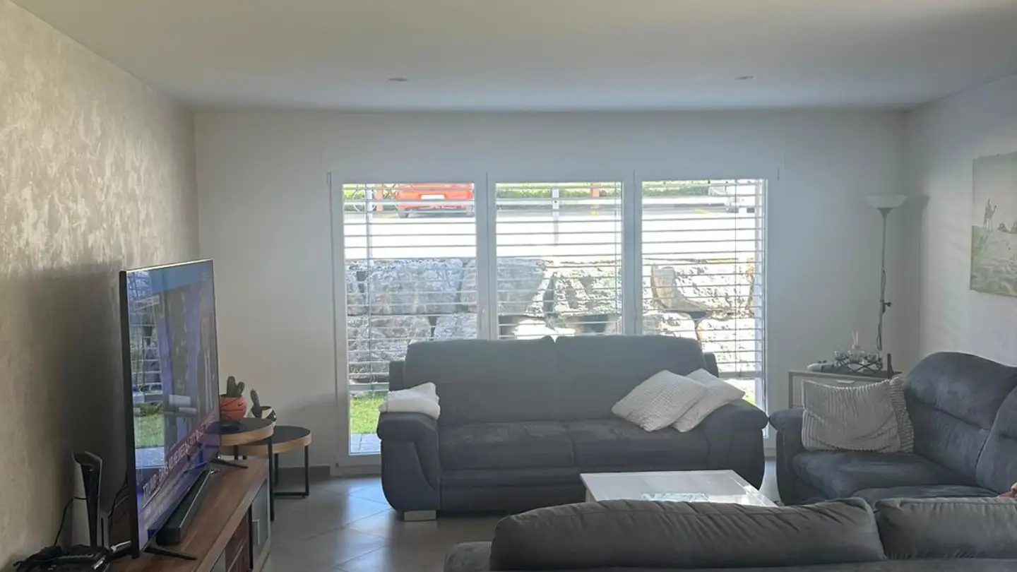 Appartement à louer - Rue Emer-De-Vattel 4a, 2108 Couvet - Photo 2