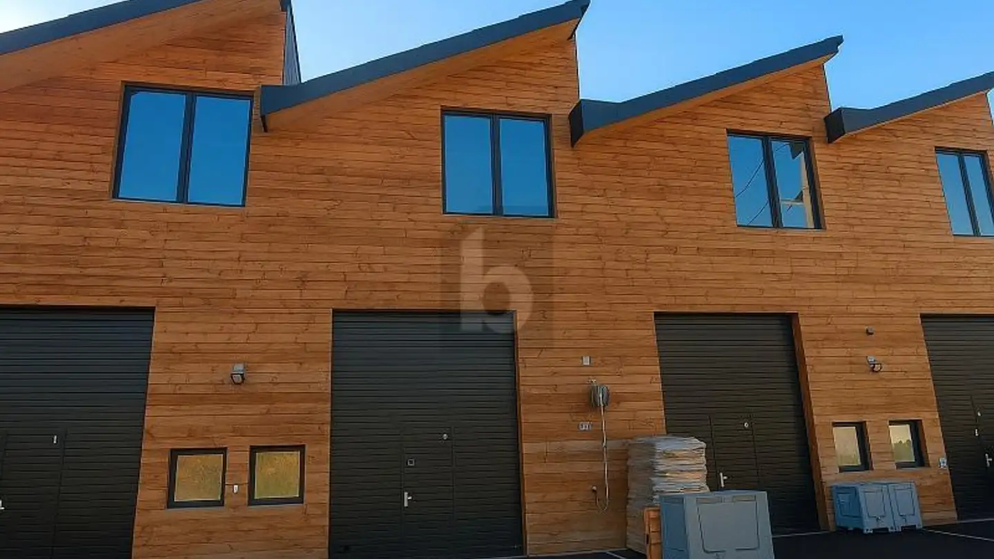 Storage space for rent - 1907 Saxon