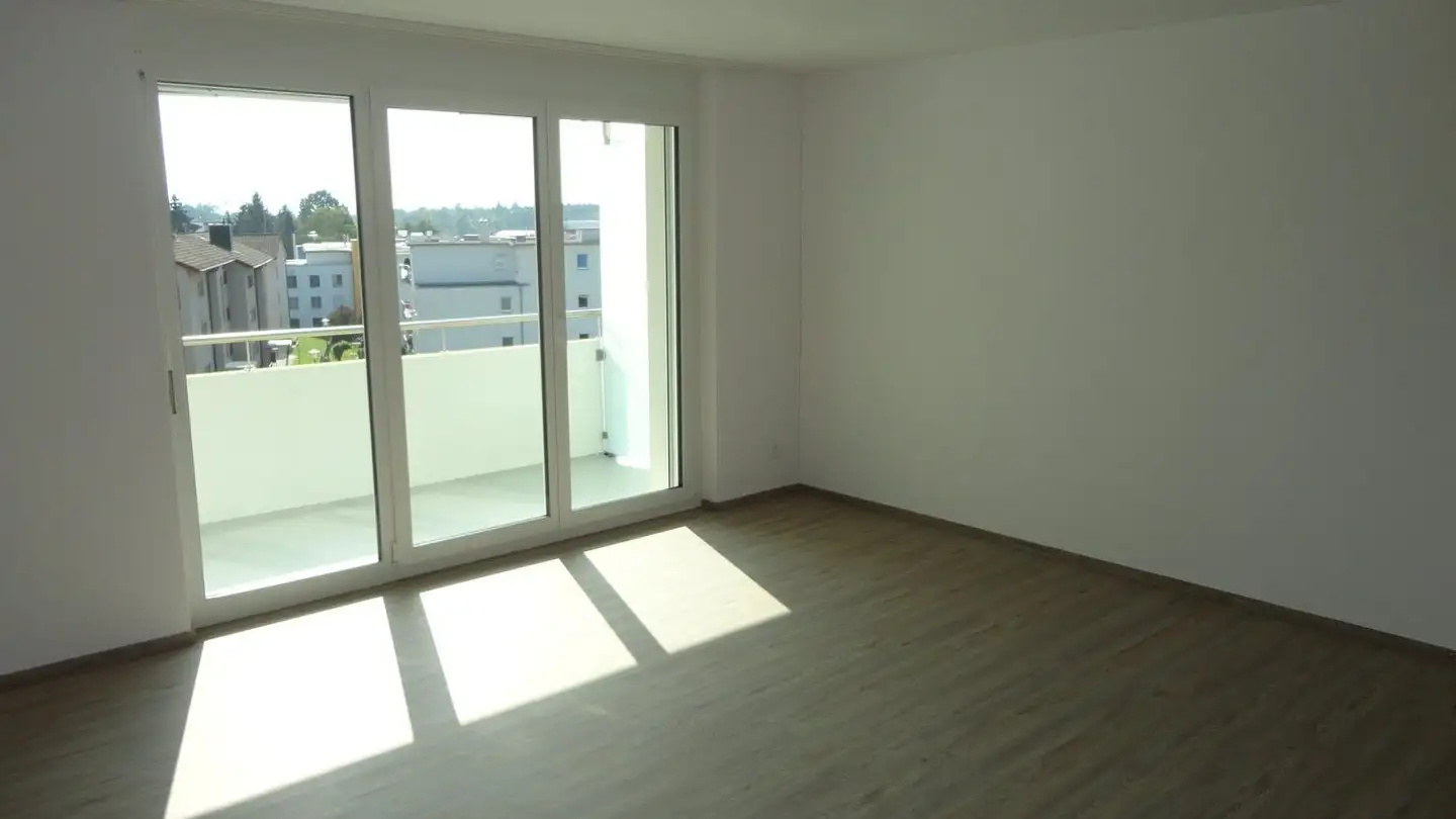 Apartment for rent - Untere Bahnhofstrasse 2, 8340 Hinwil - Photo 3