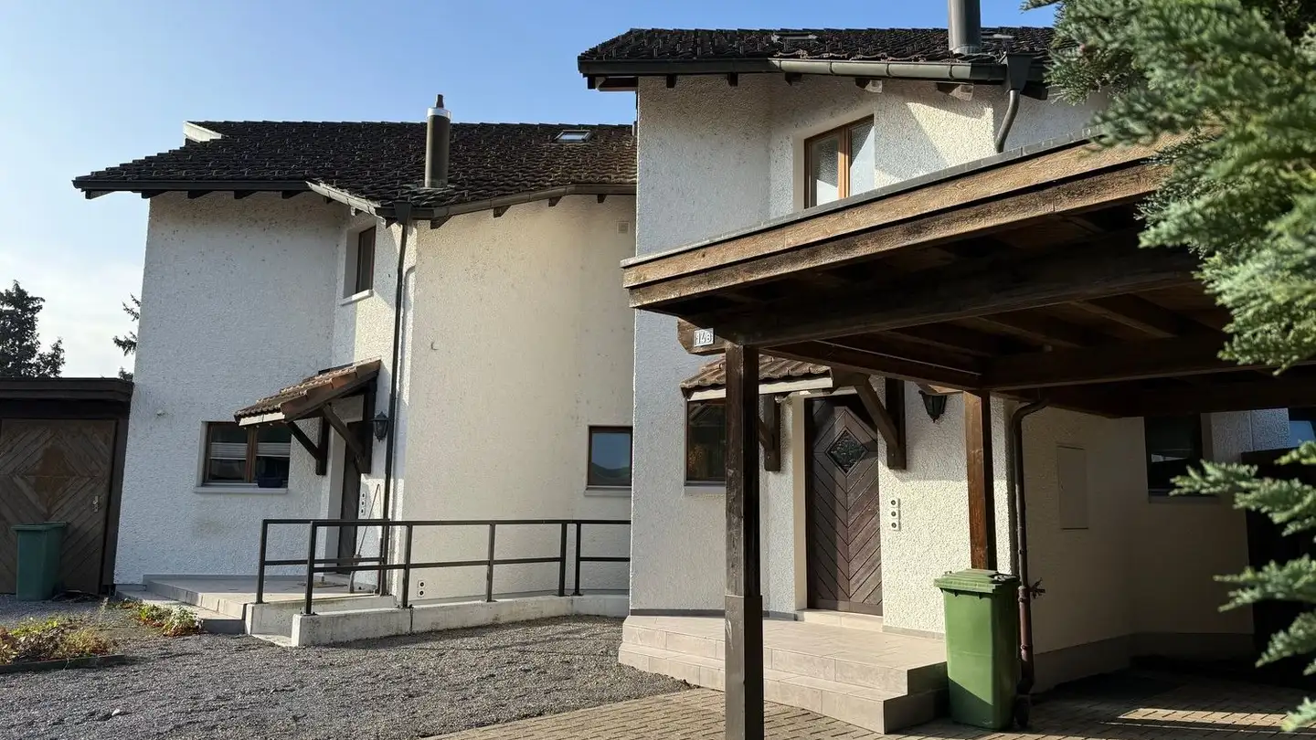 Row house for rent - Kornweg 14b, 5322 Koblenz