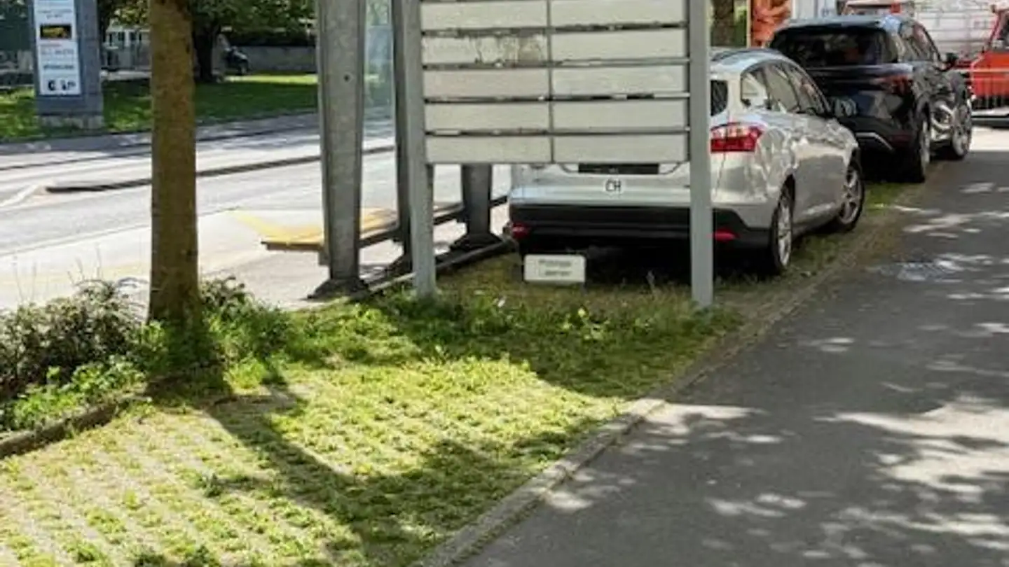 Parkplatz im Freien mieten - Gotthardstrasse 74, 6460 Altdorf UR - Foto 3