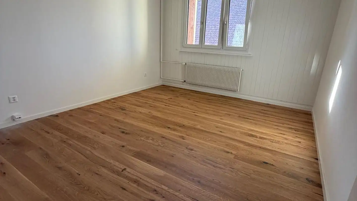Wohnung mieten - Dorfstrasse 8, 8605 Gutenswil - Foto 3