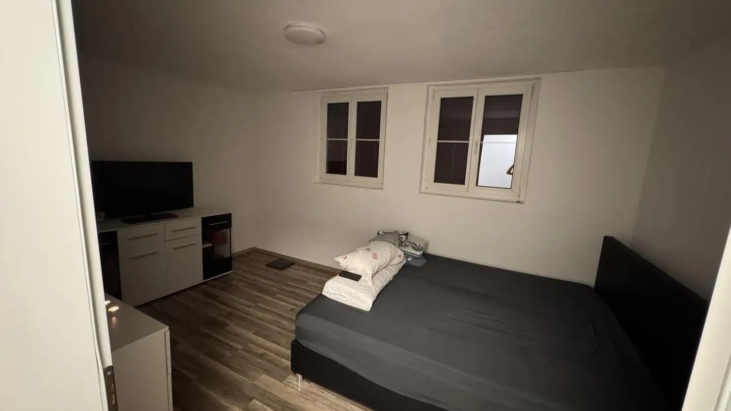 Chambre à louer - 8632 Tann