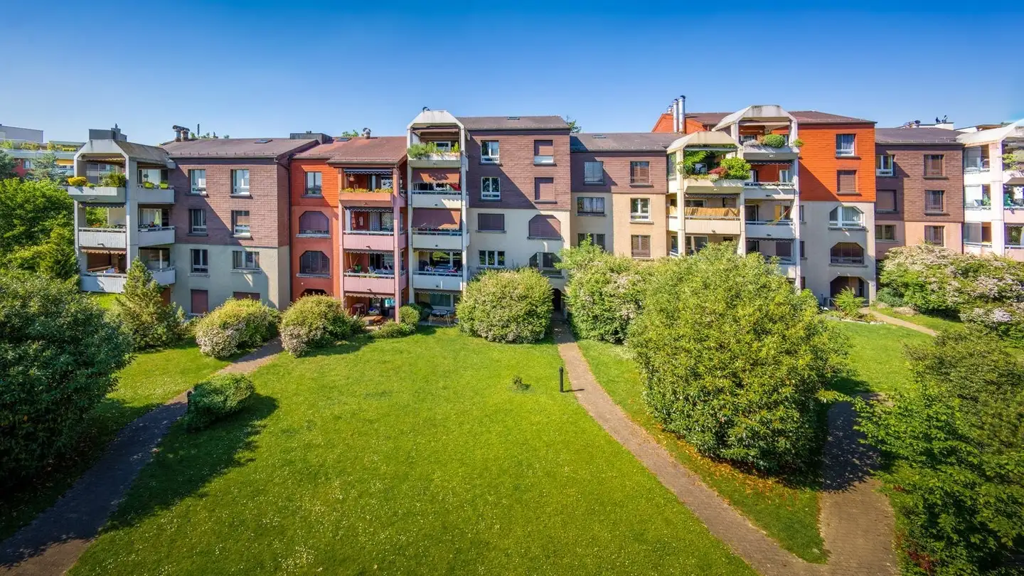 Garage singolo in affitto - Naglerwiesenstrasse 58, 8049 Zürich