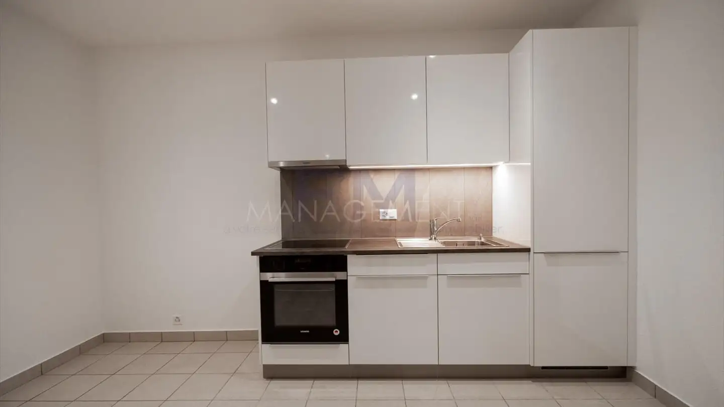 Apartment for rent - 1203 Genève - Photo 2