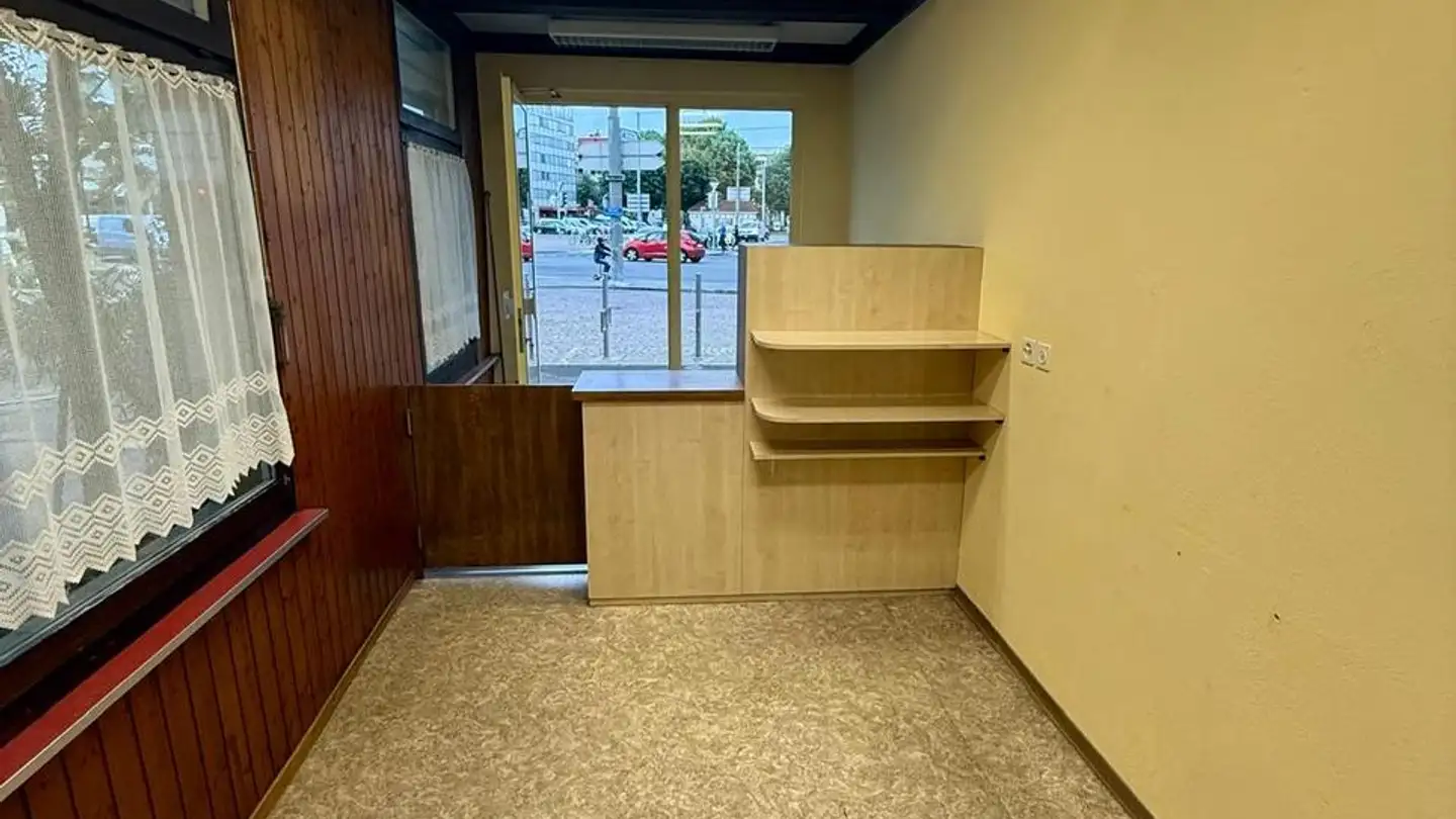 Commercial for rent - Rue Du Canal / Kanalgasse 39, 2502 Biel/Bienne - Photo 3