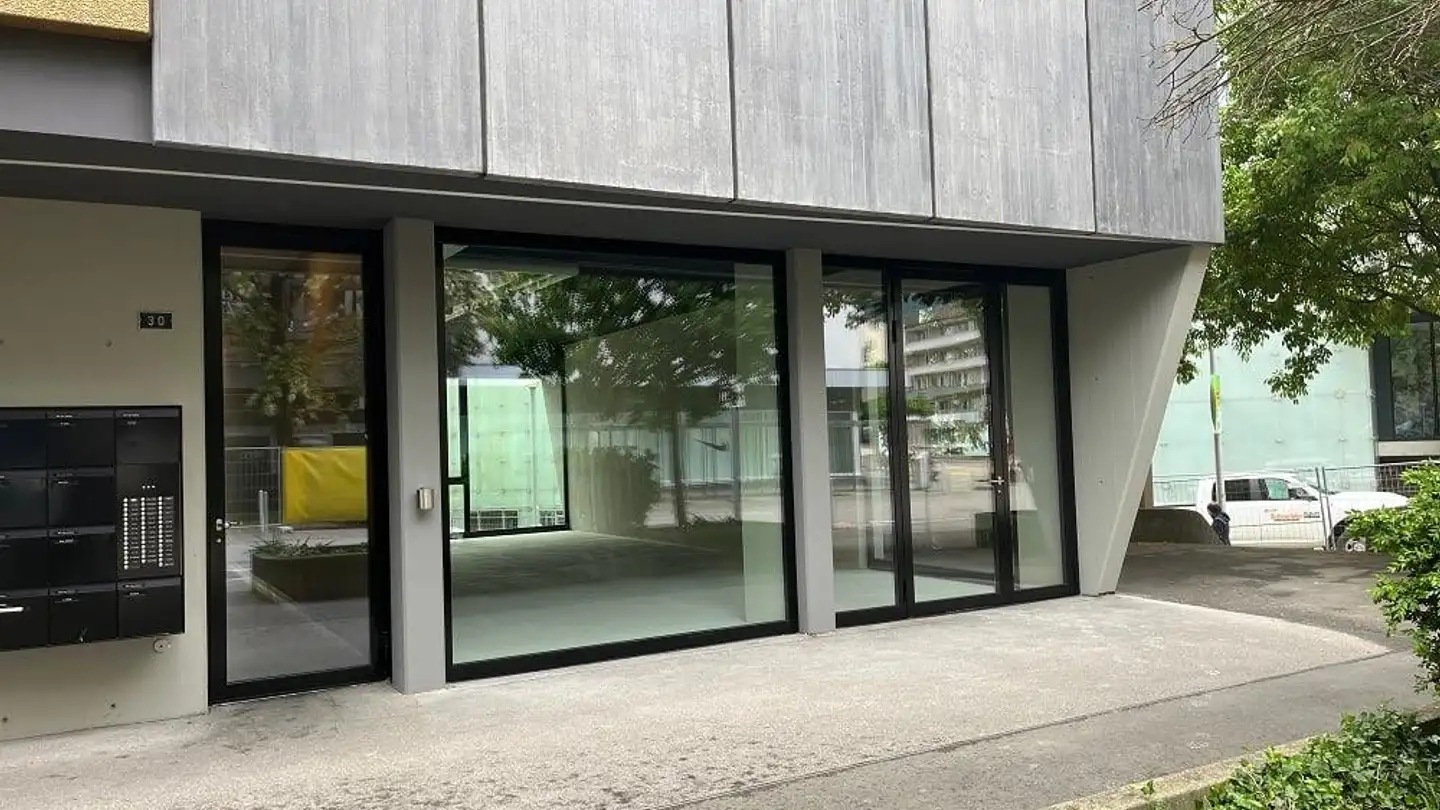 Commercial à louer - Solothurnstrasse 30, 2540 Grenchen - Photo 2