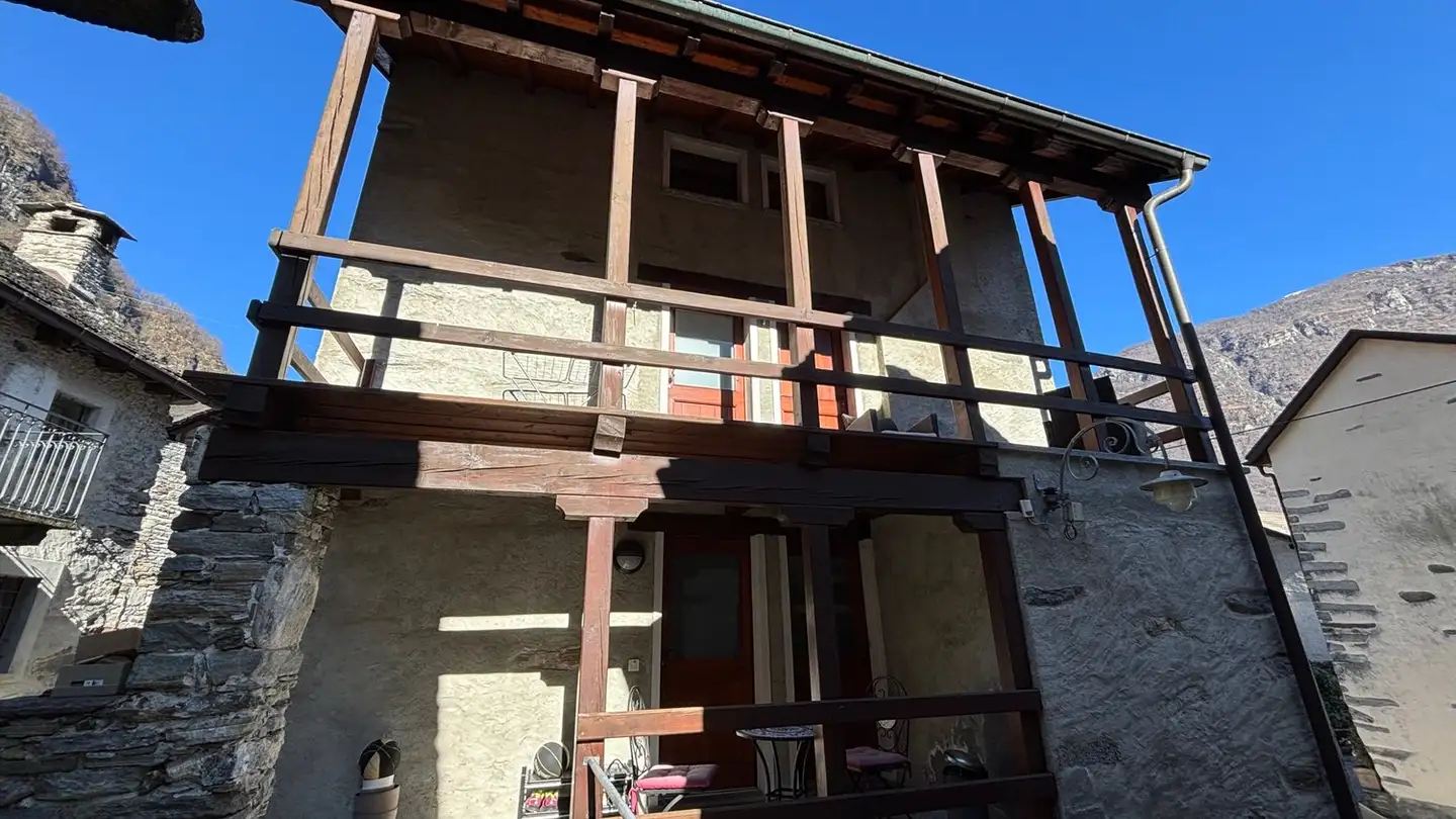 Einfamilienhaus mieten - 6677 Moghegno