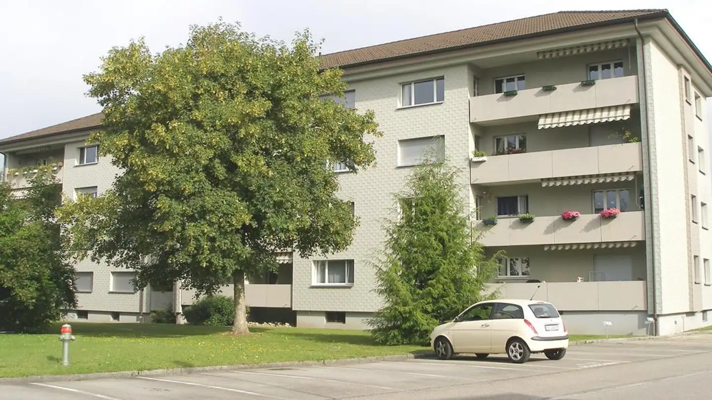 Appartement à louer - Weissbergstrasse 11, 4665 Oftringen