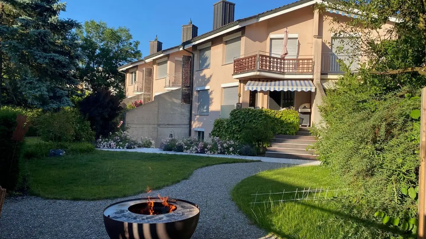 Maison en terrasse à louer - Grindelstrasse 35, 8604 Volketswil