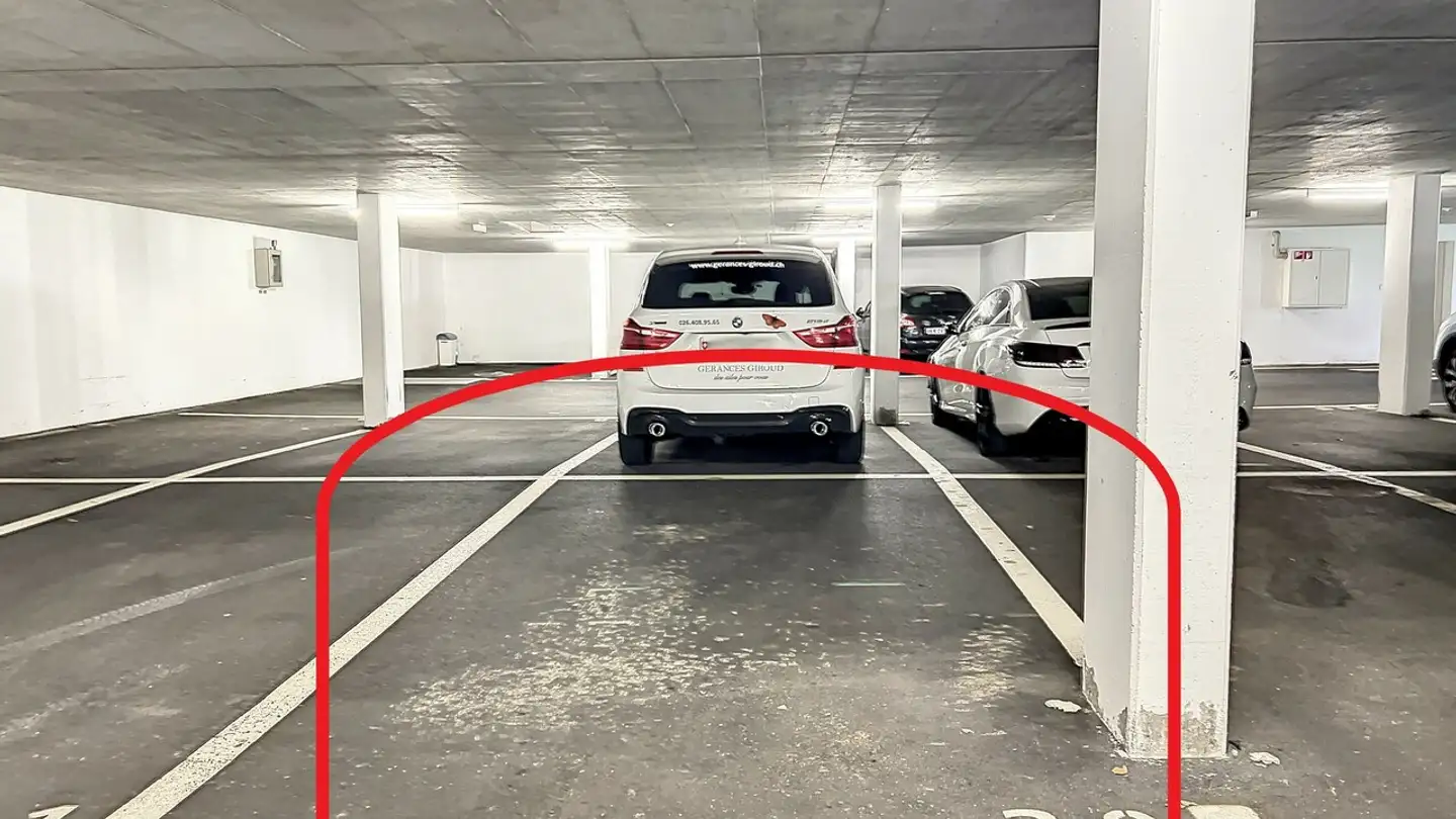 Underground parking space for rent - Pré Henry 3, 1752 Villars-sur-Glâne
