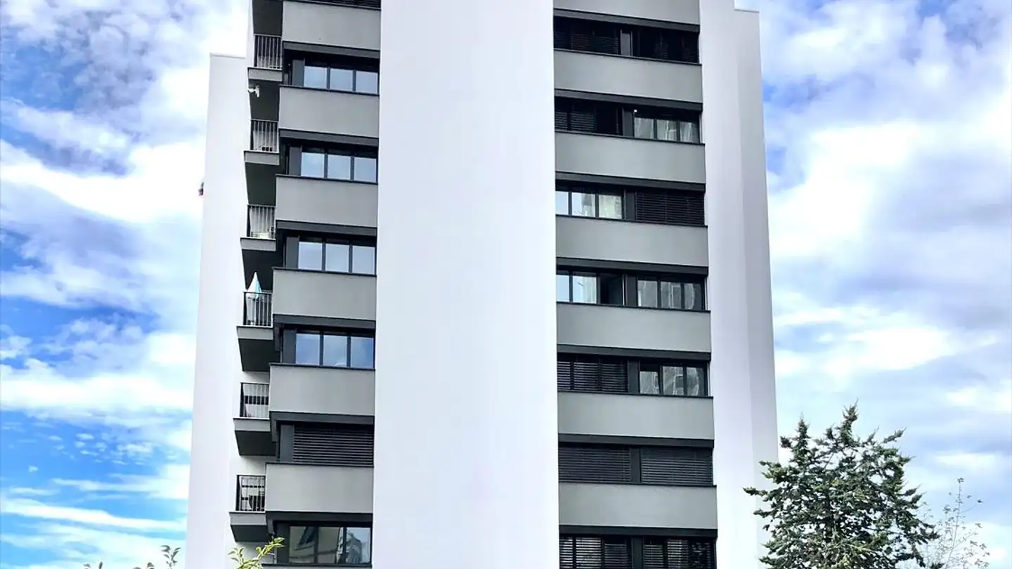 Covered parking space for rent - Rue Du Valentin 30, 1004 Lausanne