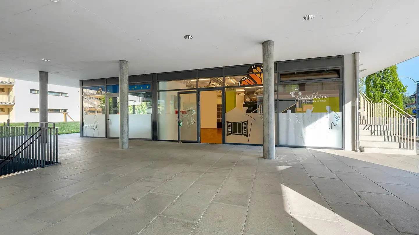 Mixed-use building for rent - An Der Kleinen Emme 1, 6014 Luzern - Photo 2