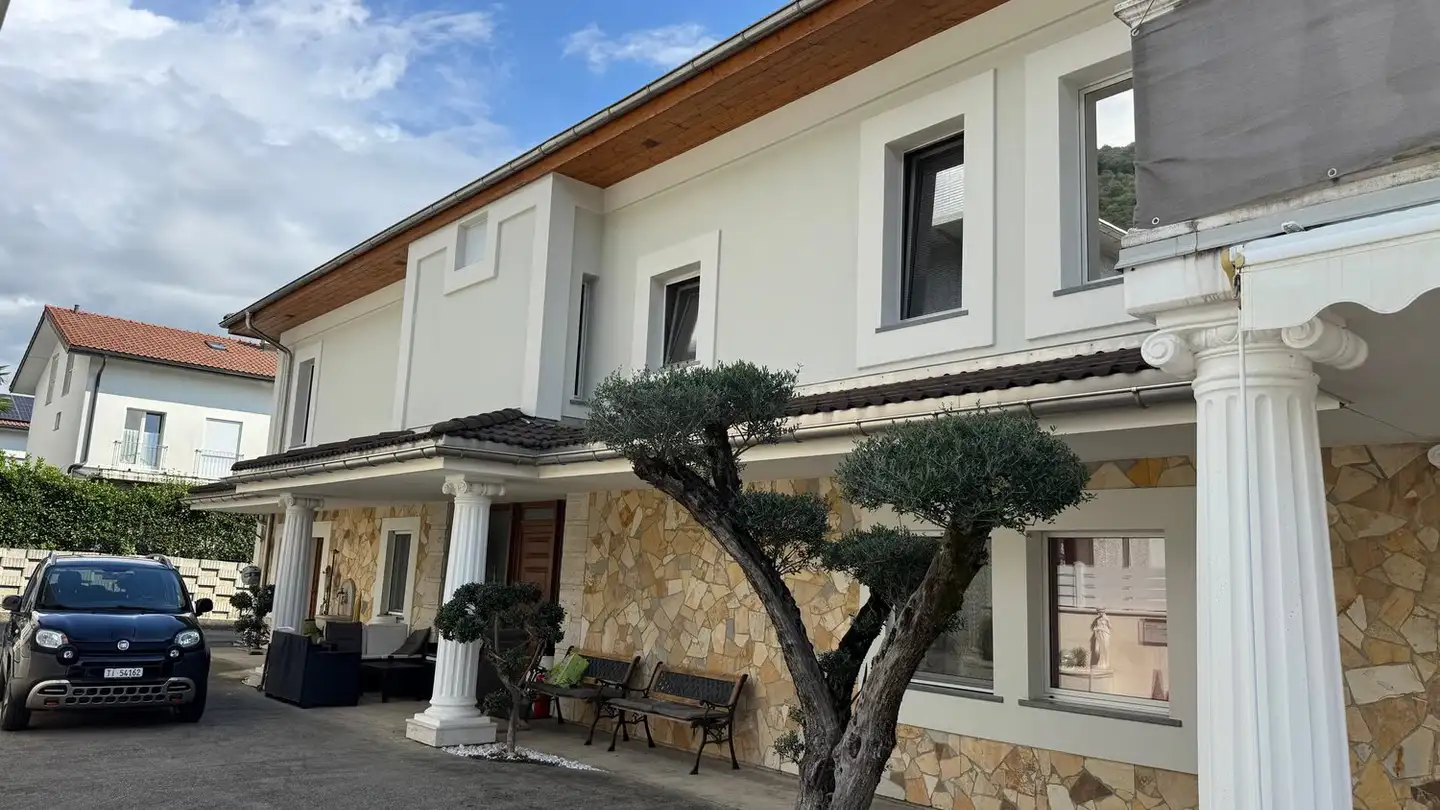 Department store for sale - Via Cantonale, 6930 Bedano