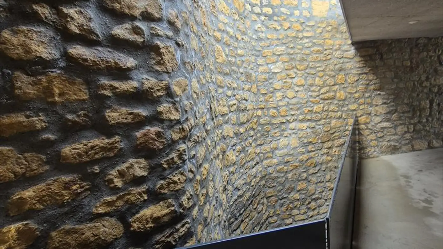 Appartement à vendre - 2068 Hauterive NE - Photo 2