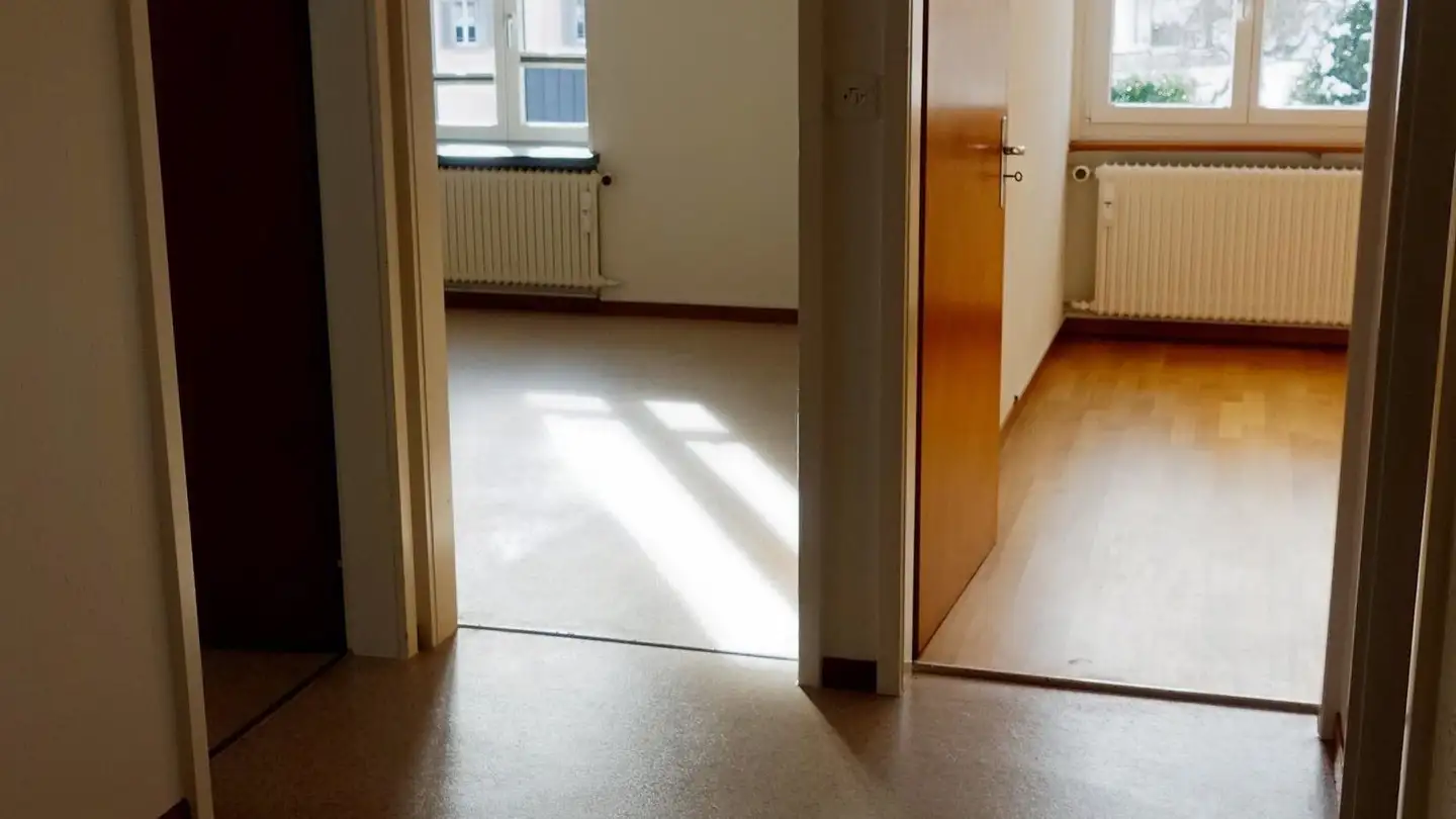 Dachgeschosswohnung mieten - Holzhäusernstrasse 11, 6313 Menzingen - Foto 3