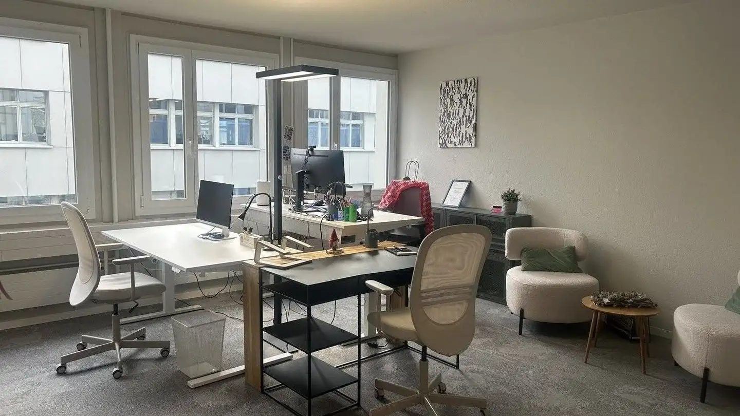 Commercial for rent - Grindelstrasse 5, 8304 Wallisellen