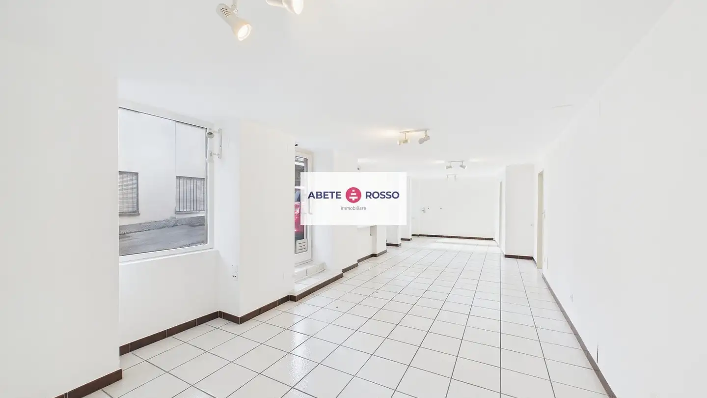 Commercial for rent - Via San Gottardo 79, 6648 Minusio - Photo 4