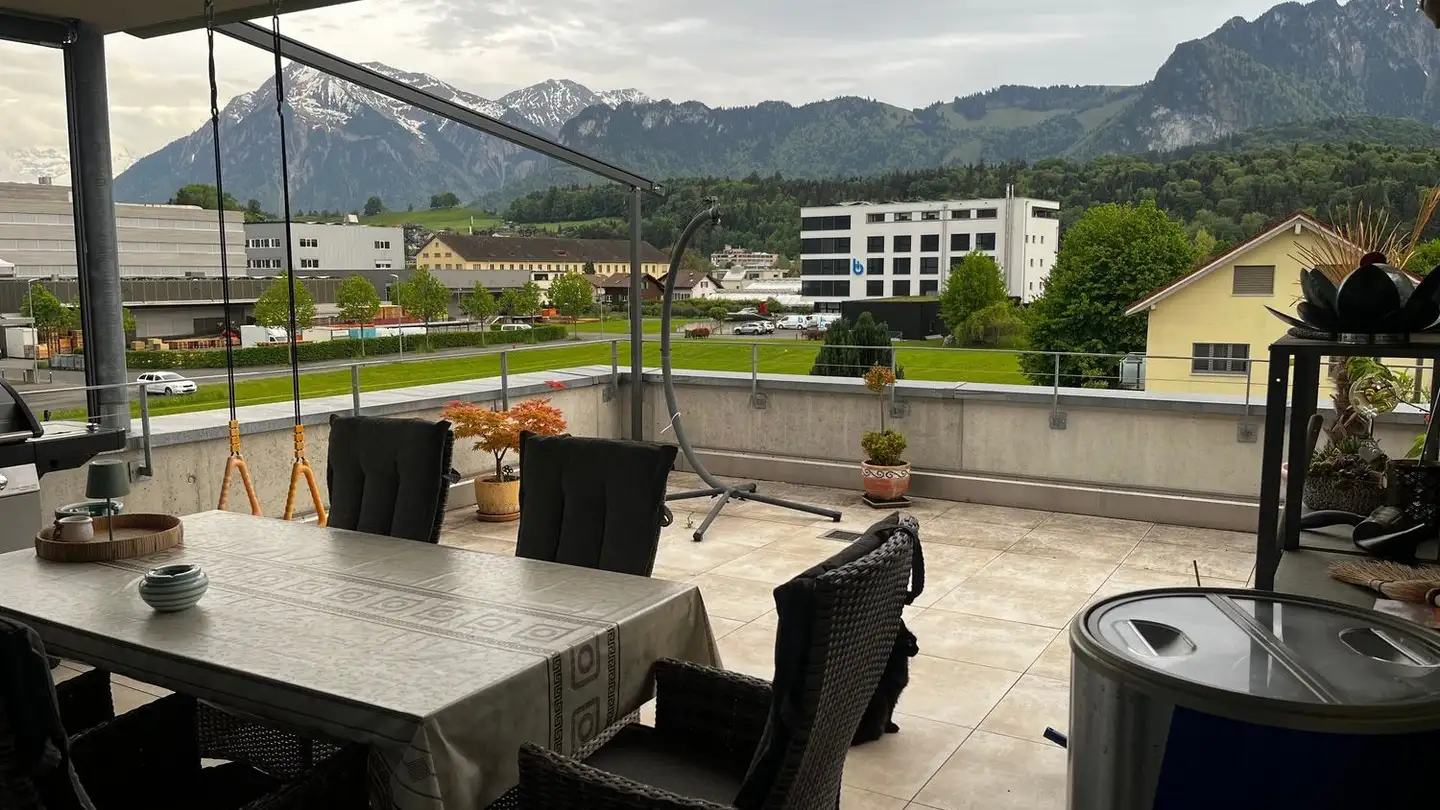 Penthouse for rent - Schorenstrasse 65, 3645 Gwatt (Thun)
