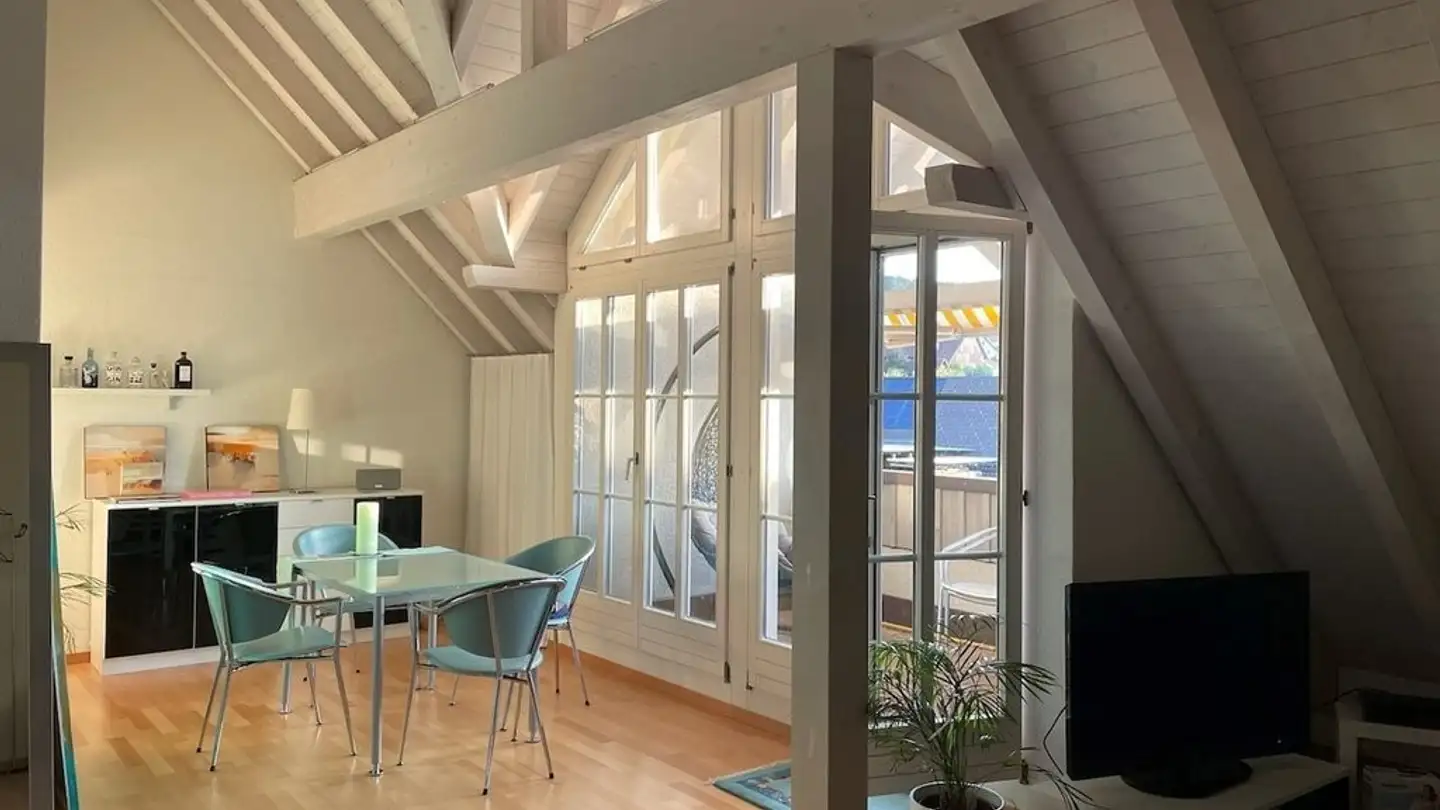 Dachgeschosswohnung mieten - Dorfstrasse 15, 8906 Bonstetten - Foto 3