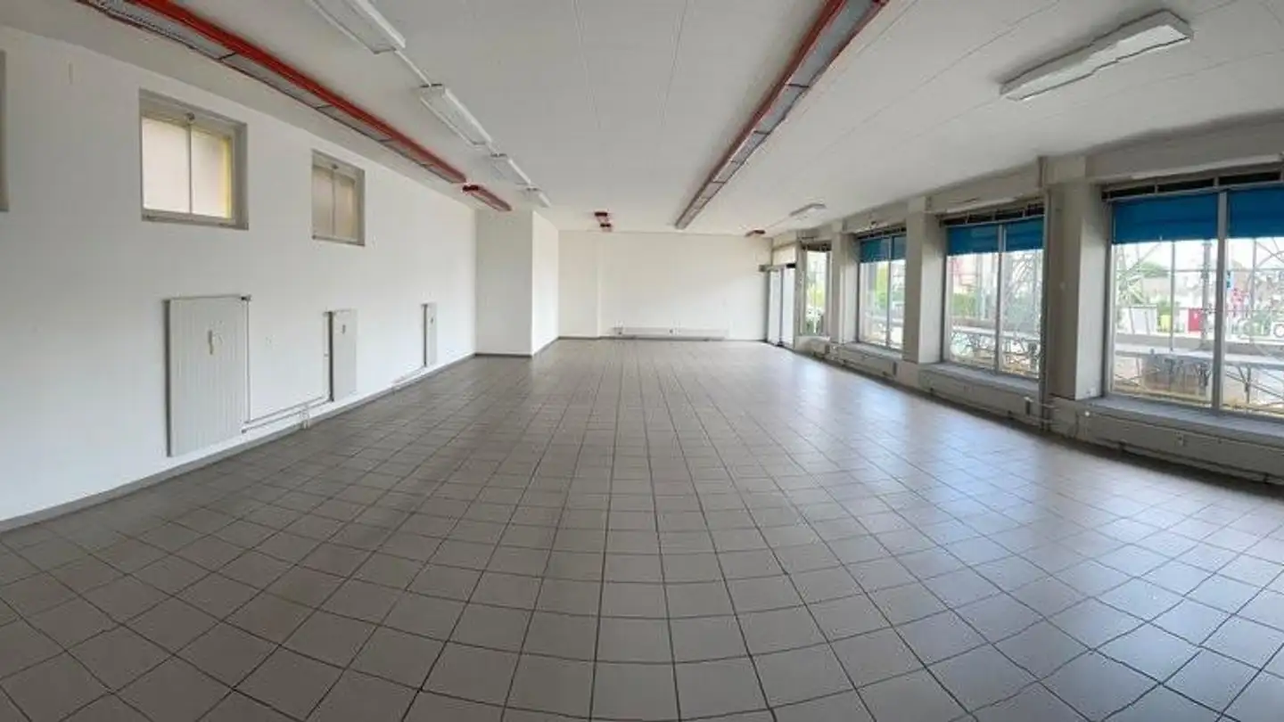 Commercial for rent - Gempenstrasse 47, 4133 Pratteln - Photo 2