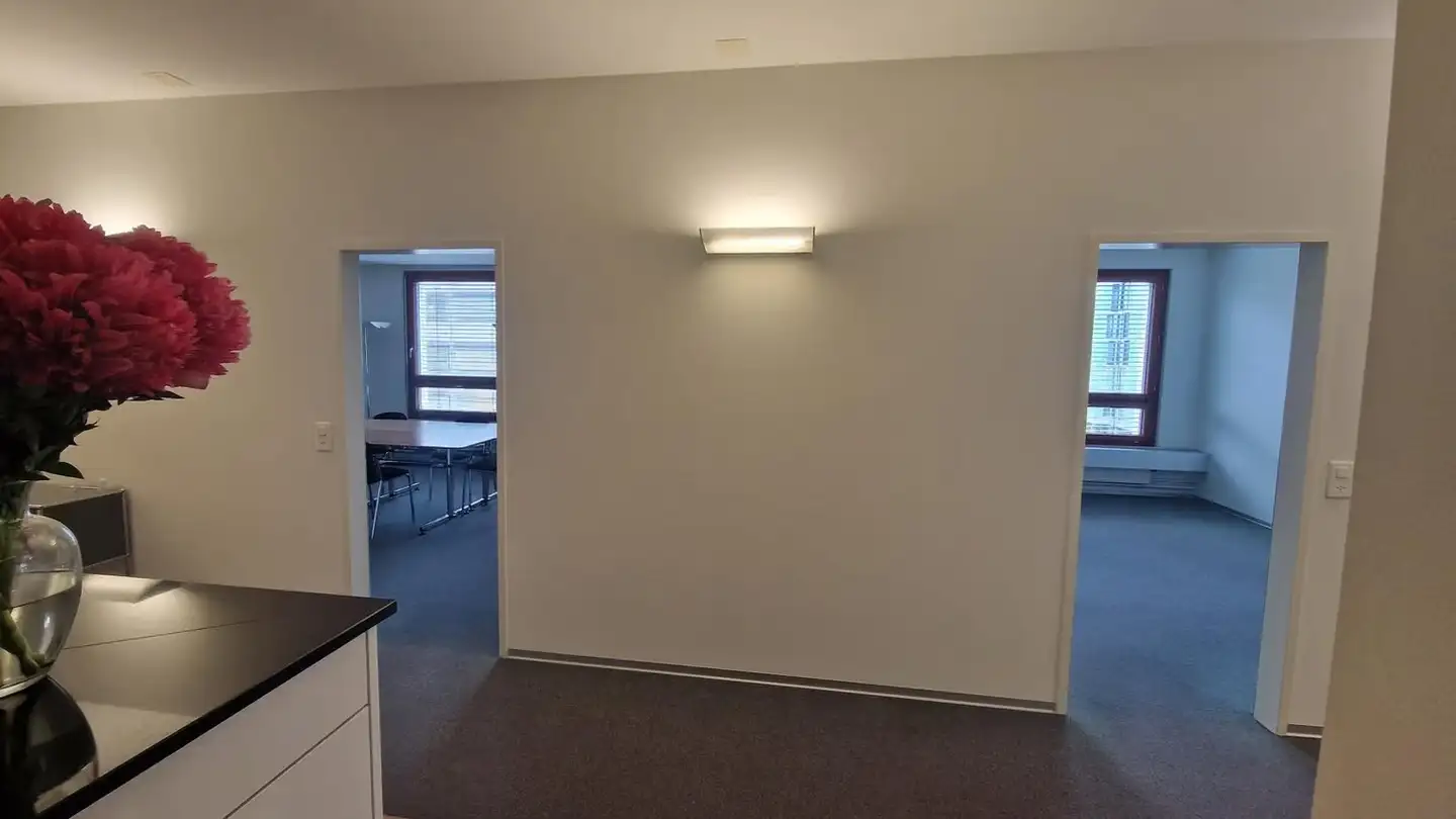 Bureau à louer - Zugerstrasse 76b, 6340 Baar - Photo 2