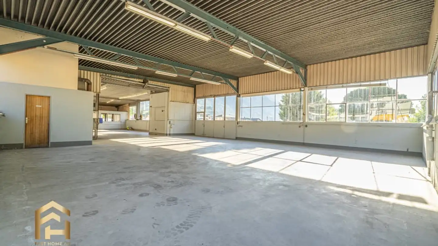 Commercial for rent - 3942 Raron - Photo 3