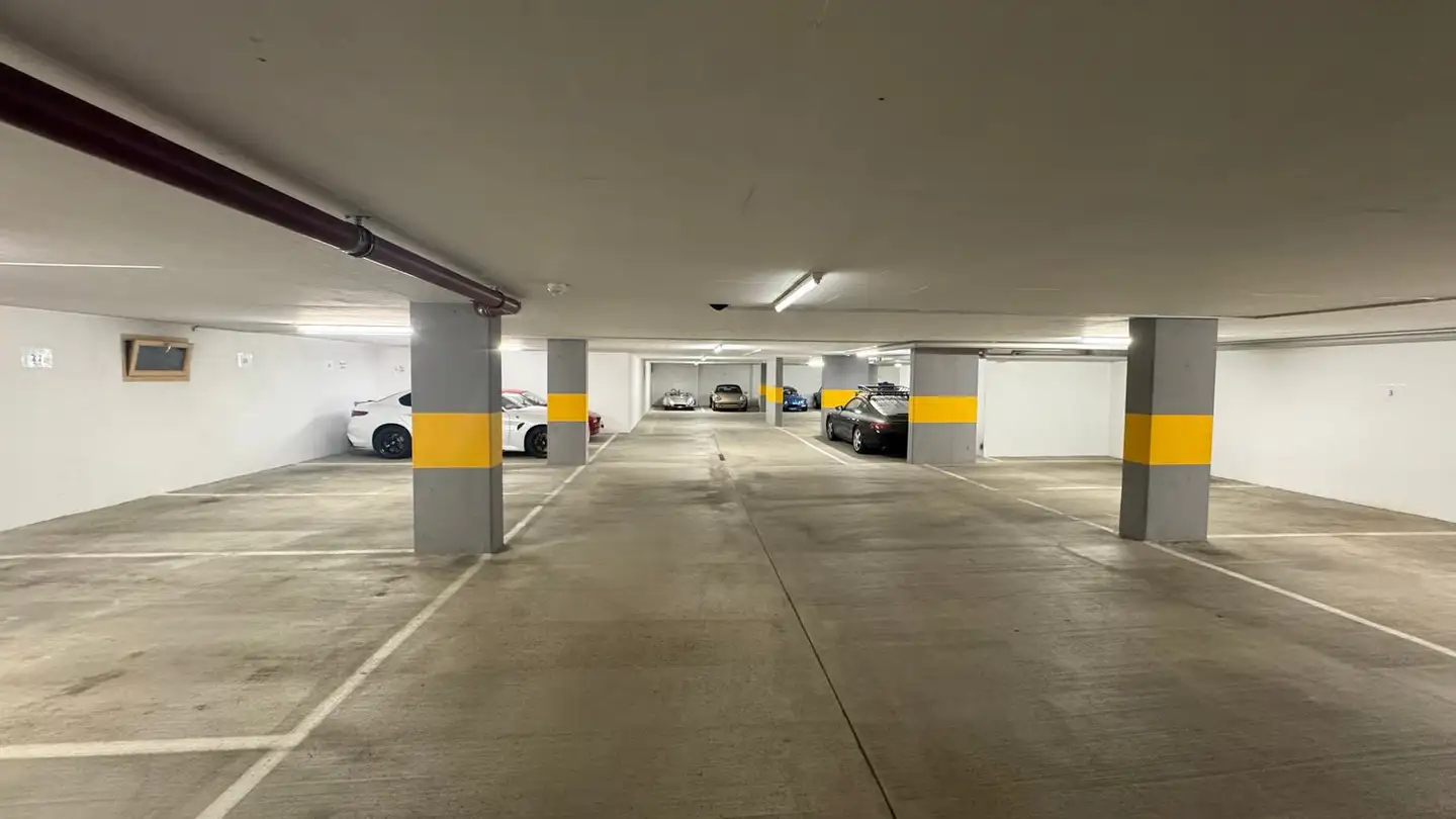 Single garage for rent - Via Principela 117, 7523 Madulain