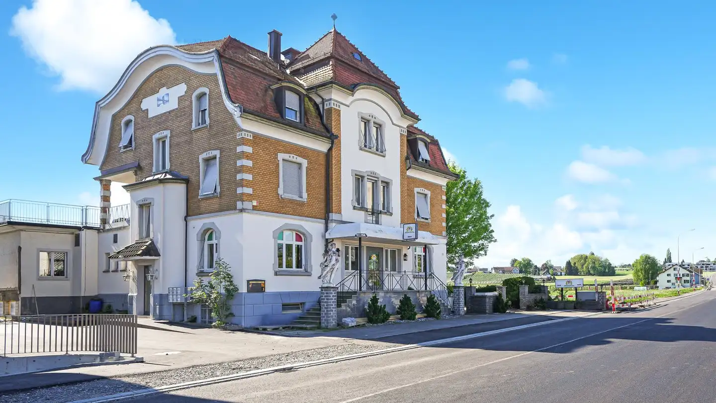 Commercial for rent - Bahnhofstrasse 31, 9315 Neukirch (Egnach)