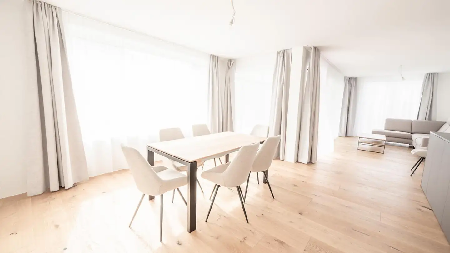 Appartement à louer - Usserdorf 30, 7023 Haldenstein - Photo 2