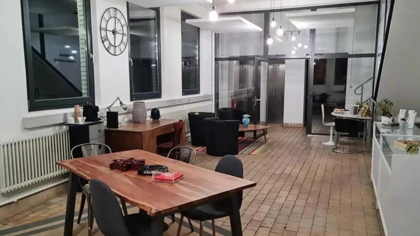 Hotel in vendita - 2900 Porrentruy