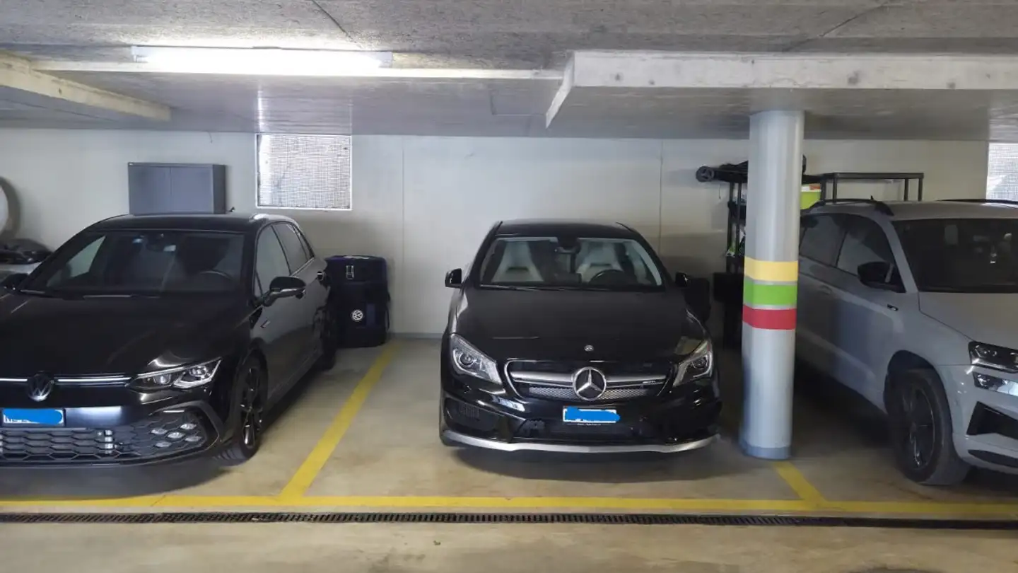 Tiefgaragenstellplatz mieten - Rue Du Creux Du Sable 2a, 2013 Colombier NE