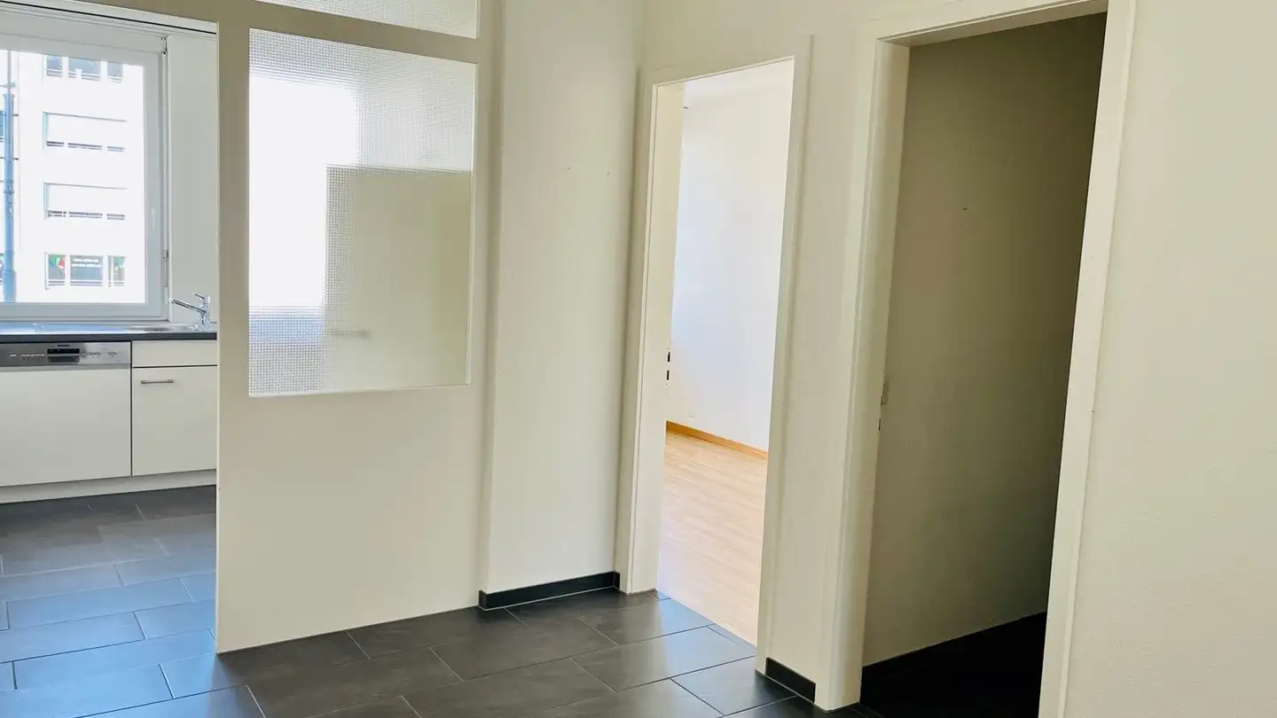 Appartement à louer - Quai Du Haut / Oberer Quai 18, 2503 Biel/Bienne - Photo 4