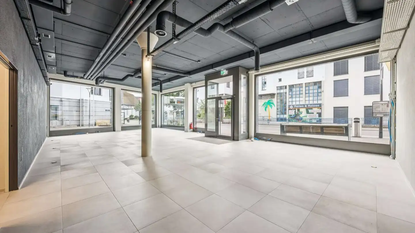 Negozio in affitto - Wildenstrasse 16, 8212 Neuhausen am Rheinfall - Foto 3