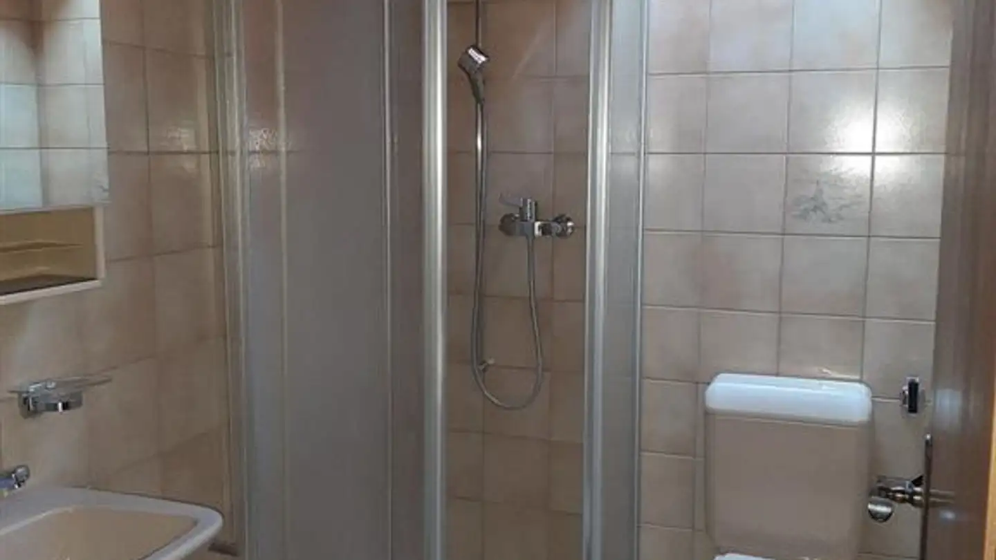 Studio for rent - Rue Hermann Geiger, 1950 Sion - Photo 2