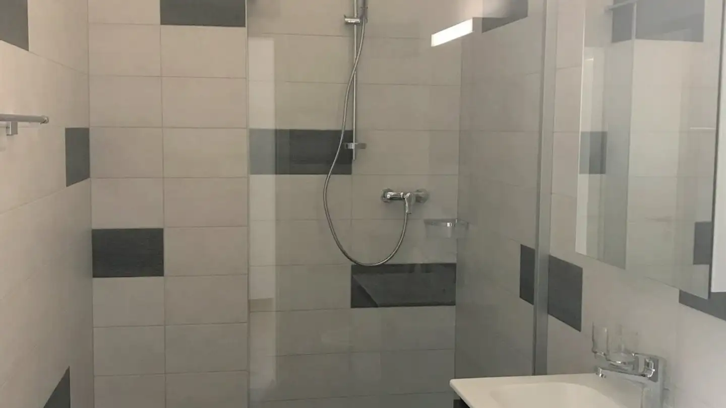 Wohnung mieten - Rue Basse 24a, 2610 St-Imier - Foto 2