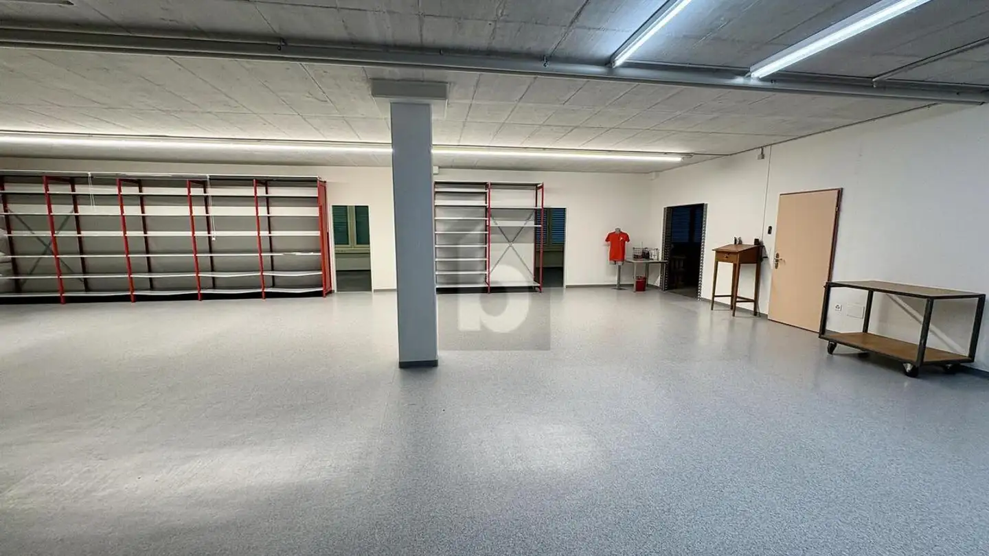 Commercial for rent - 8867 Niederurnen
