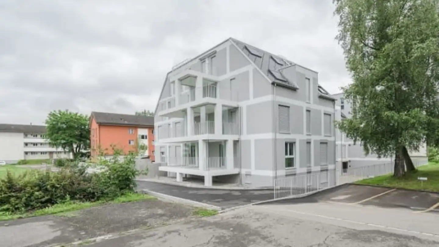 Outdoor parking space for rent - Flurstrasse 12, 8302 Kloten - Photo 3