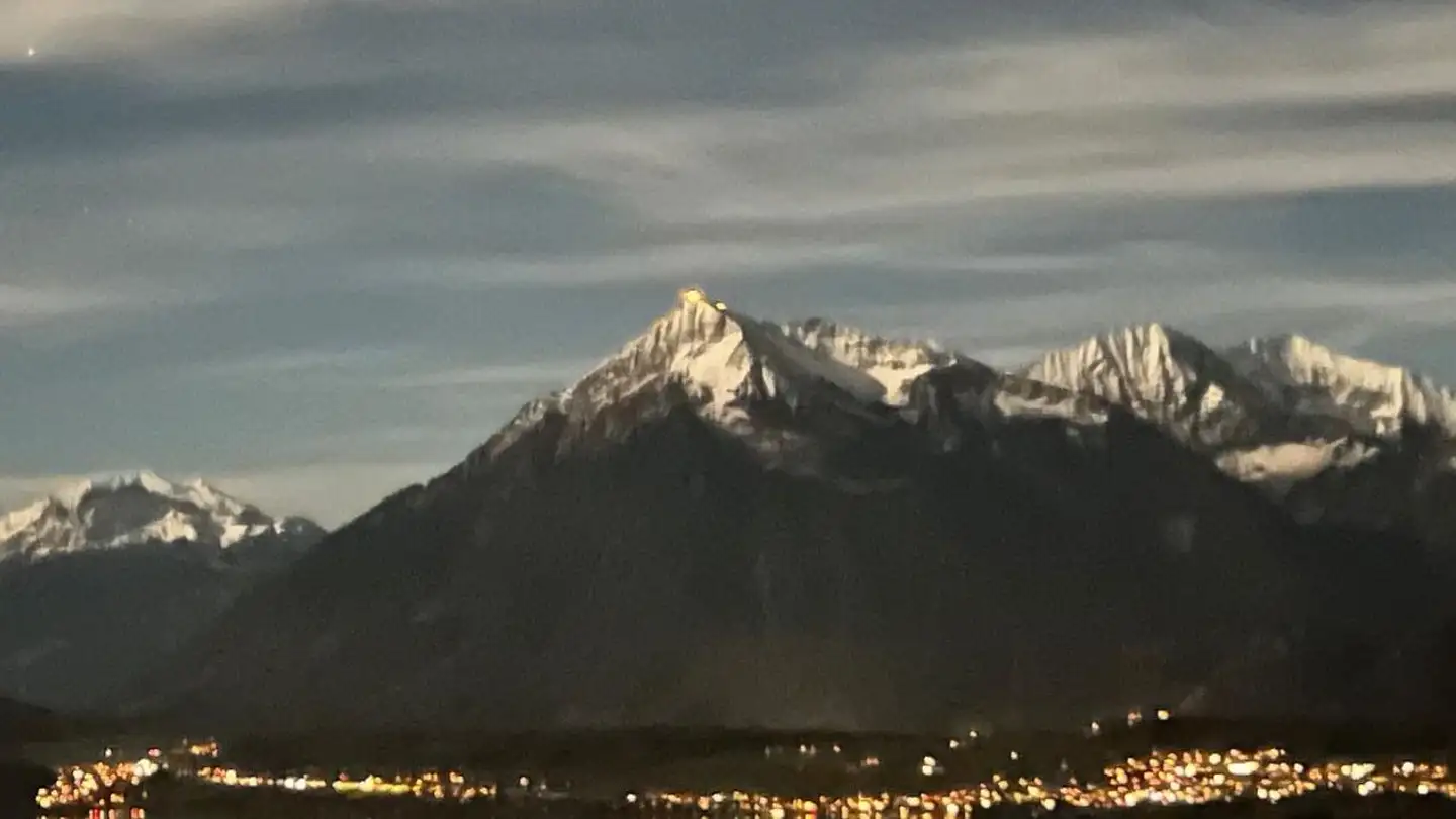 Stepped apartment for rent - Wartbodenstrasse 23d, 3626 Hünibach