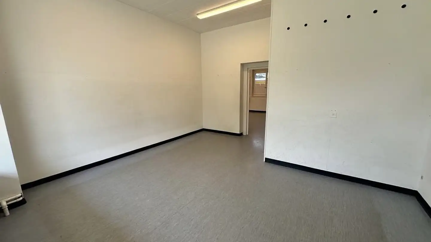 Commerciale in affitto - Kreuzstrasse 9, 3052 Zollikofen - Foto 3