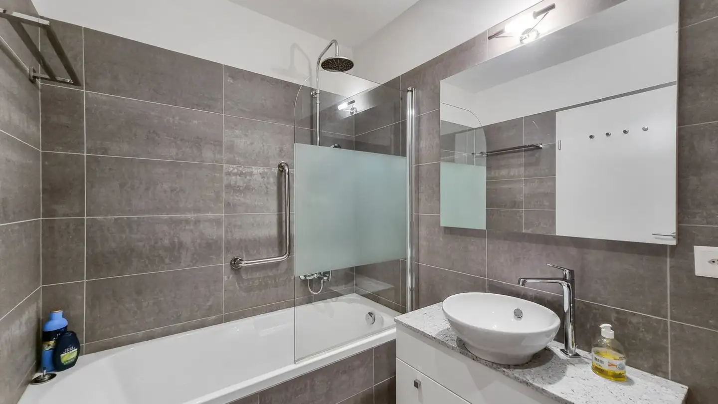 Wohnung mieten - 6900 Paradiso - Foto 2