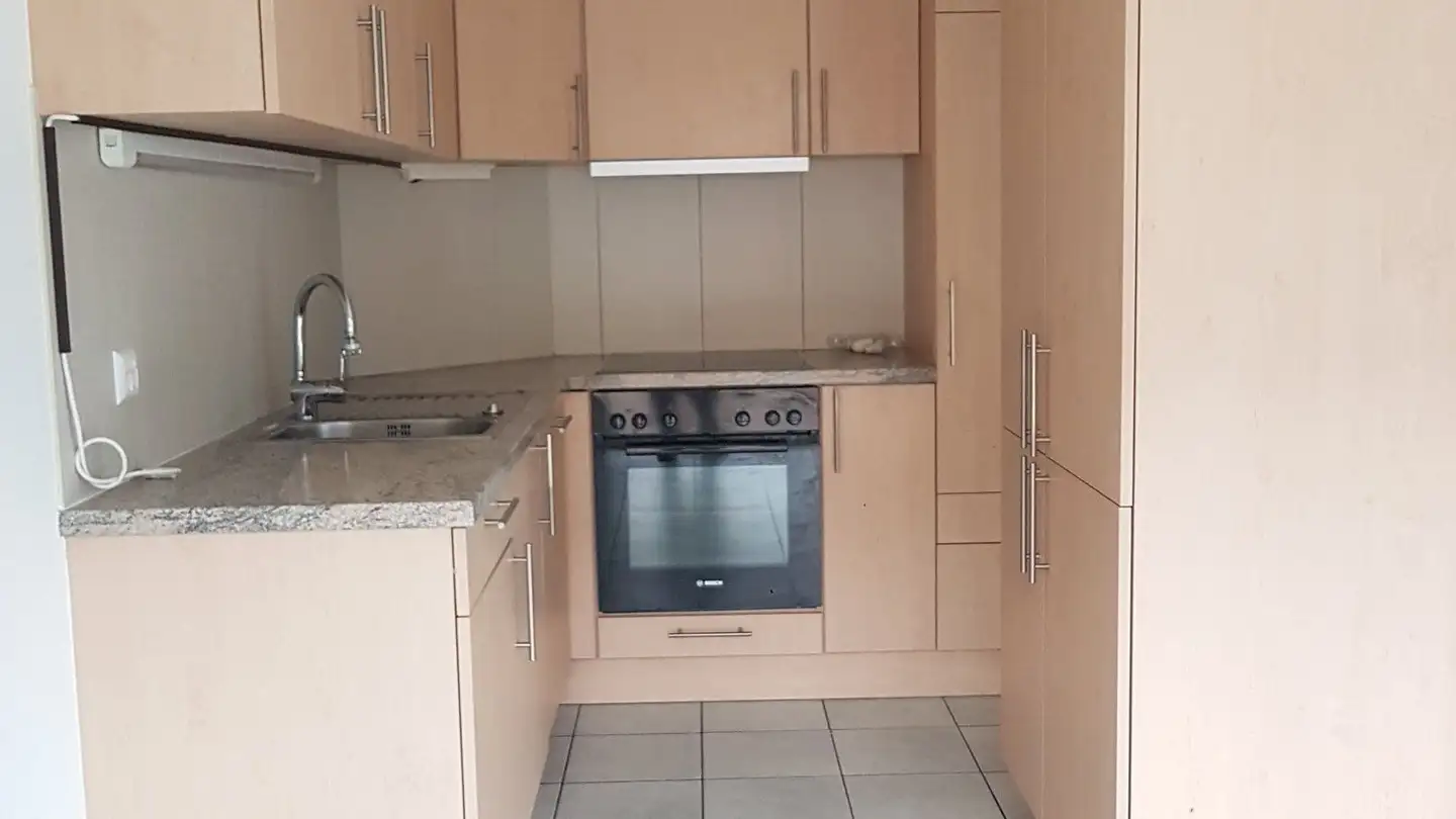 Attic flat for rent - Route De Saillon 10, 1926 Fully - Photo 2