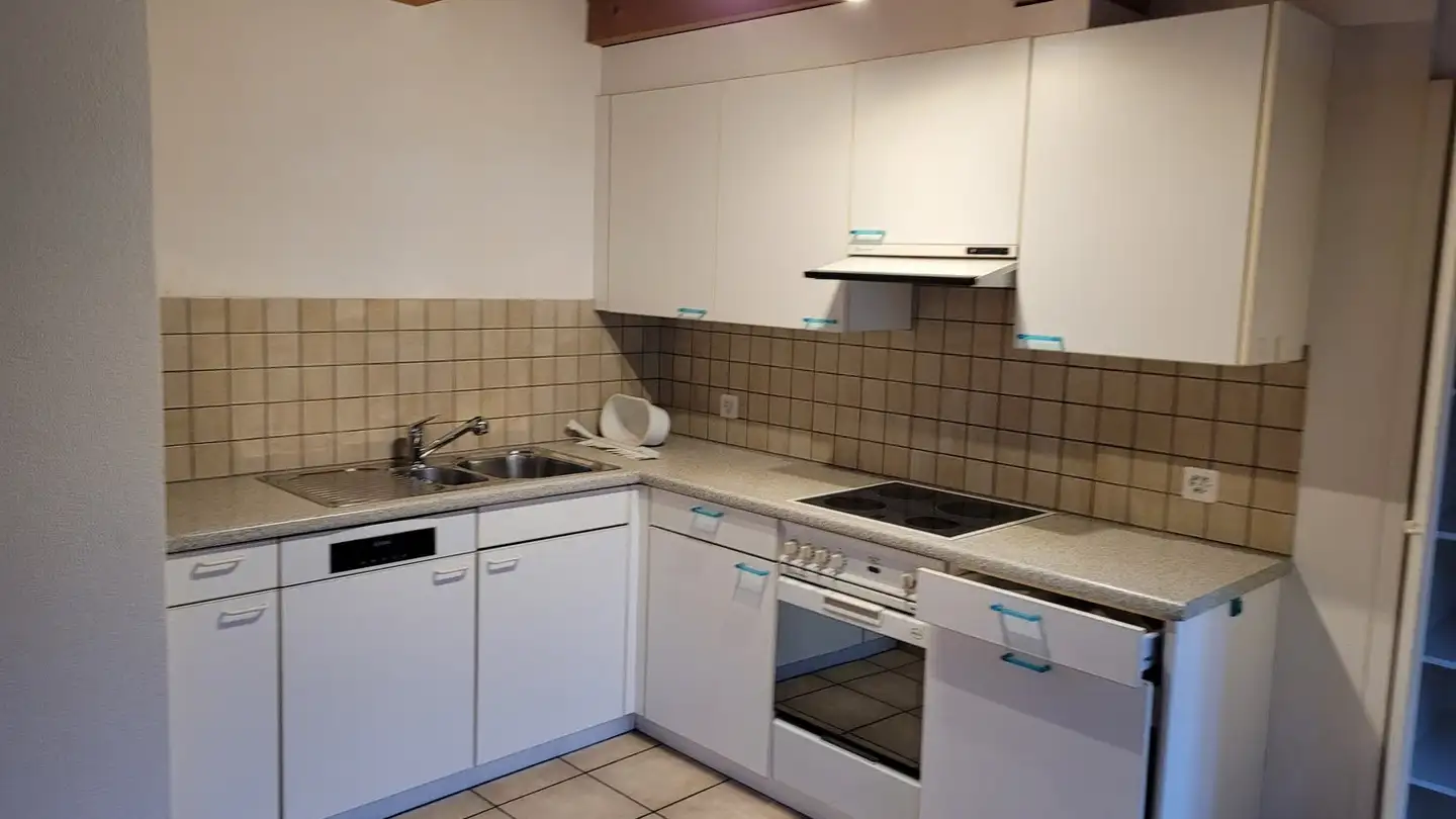 Dachgeschosswohnung mieten - Hauptstrasse 16, 4448 Läufelfingen - Foto 4