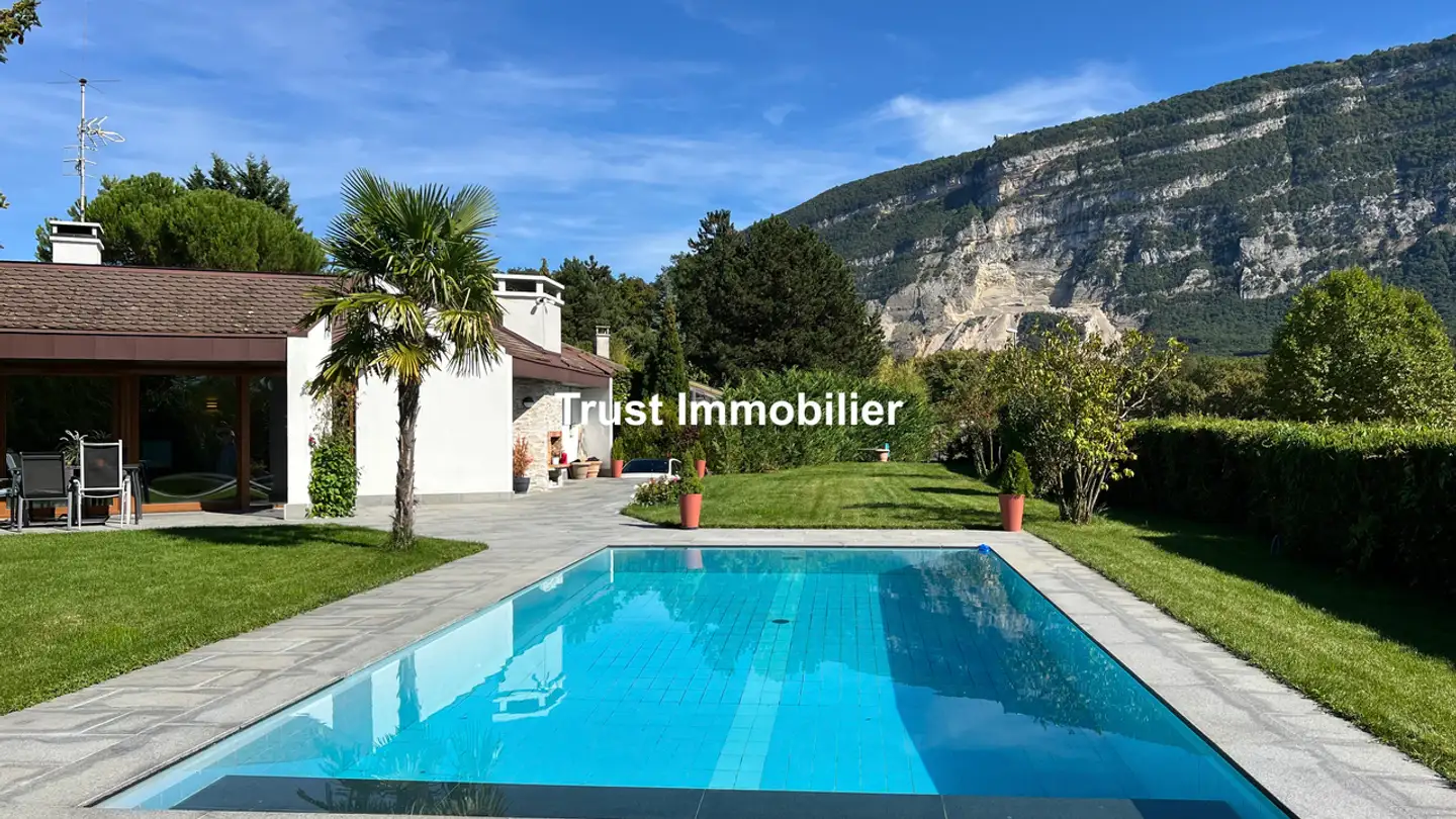 Single house for sale - 1234 Vessy