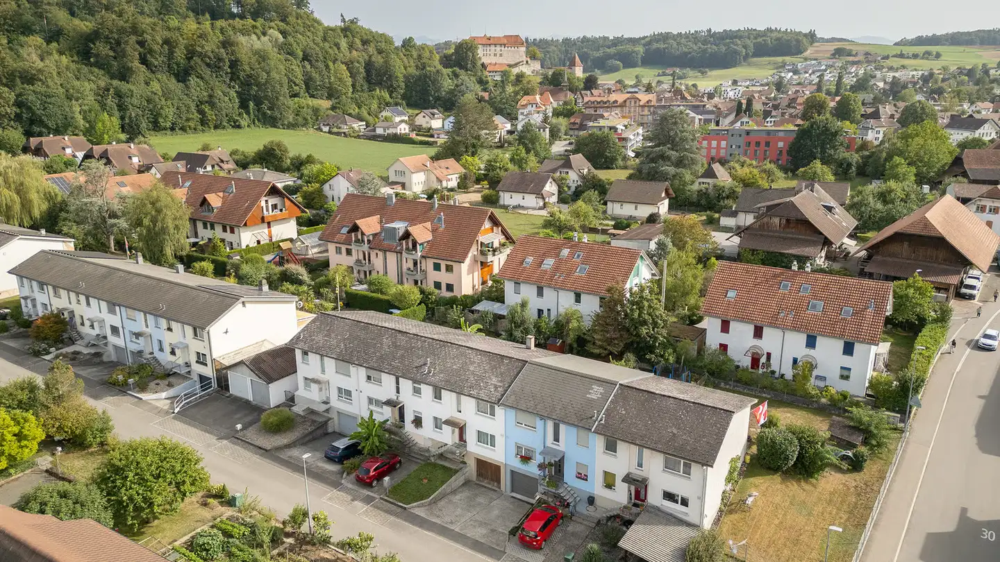 Reihenhaus kaufen - Emil-Balmerweg 6, 3177 Laupen BE