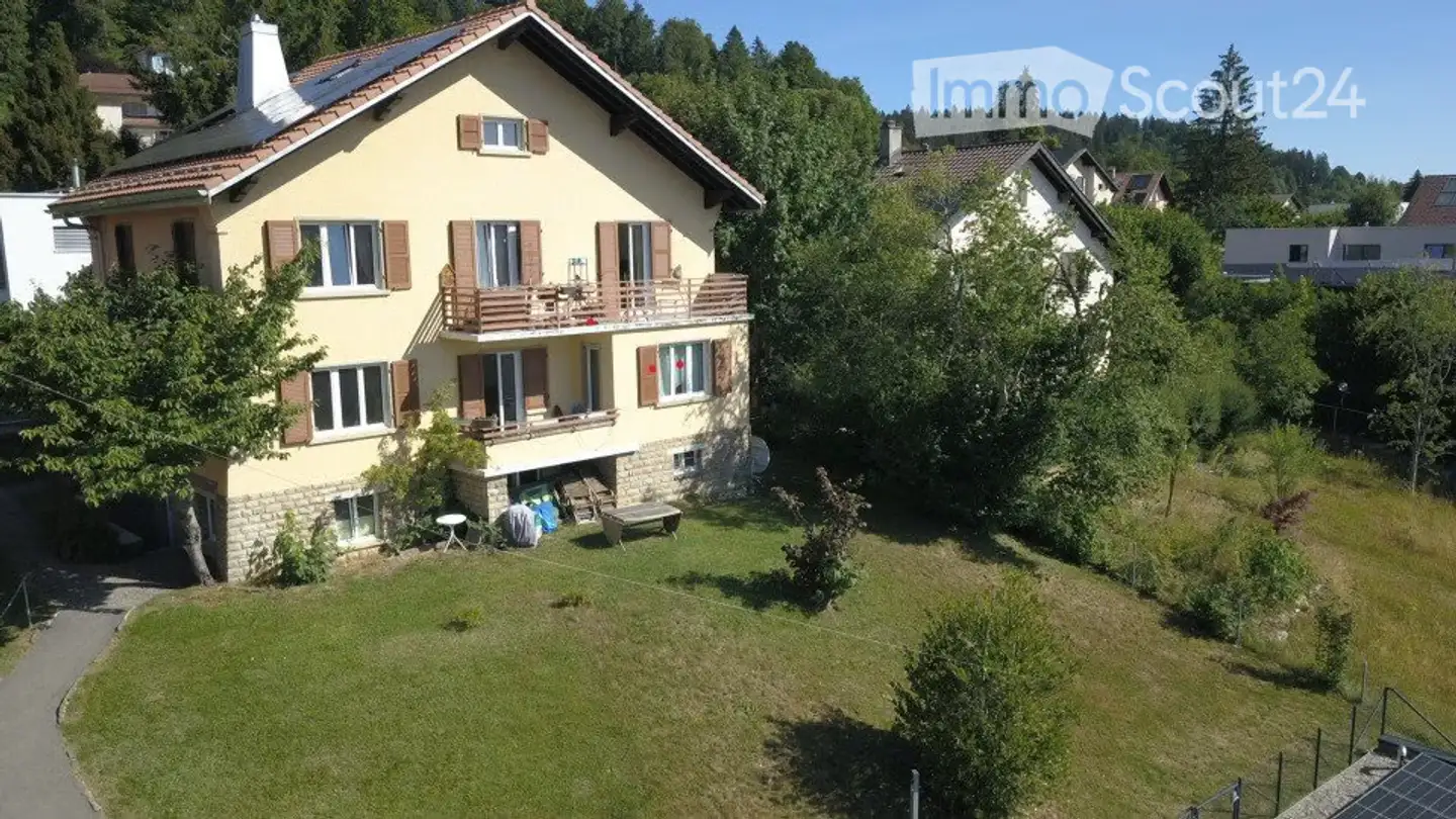 Single house for sale - Rue De Tête-De-Ran 28, 2300 La Chaux-de-Fonds